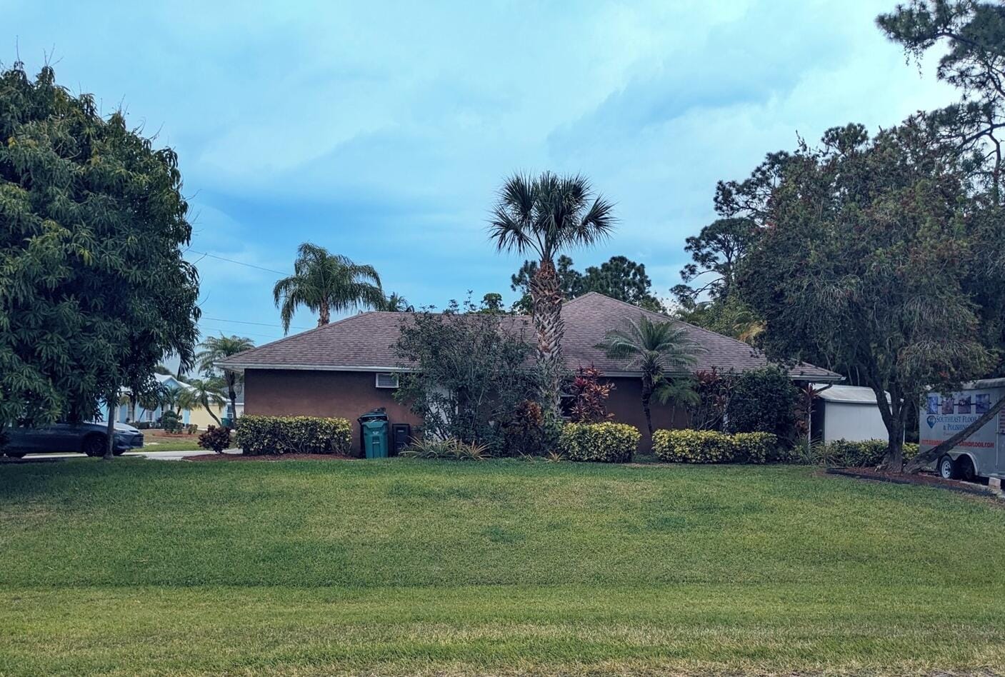 2312 SW Kent Circle — photo 3