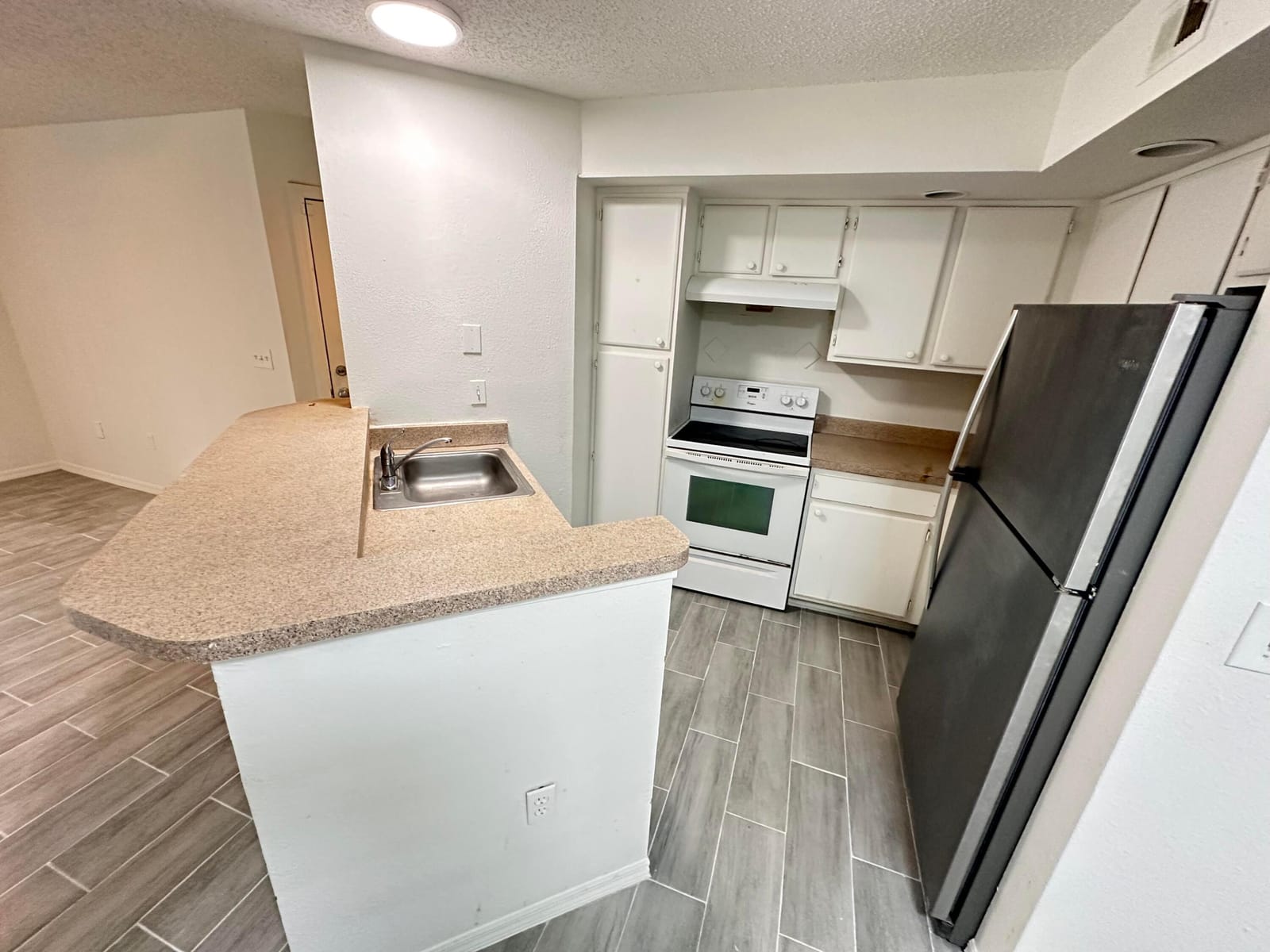 1401 Village Boulevard 1512 — photo 3