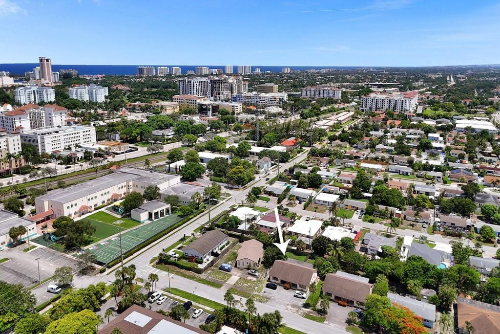 230 SW 1st Street, Boca Raton, FL 33432 photo 4