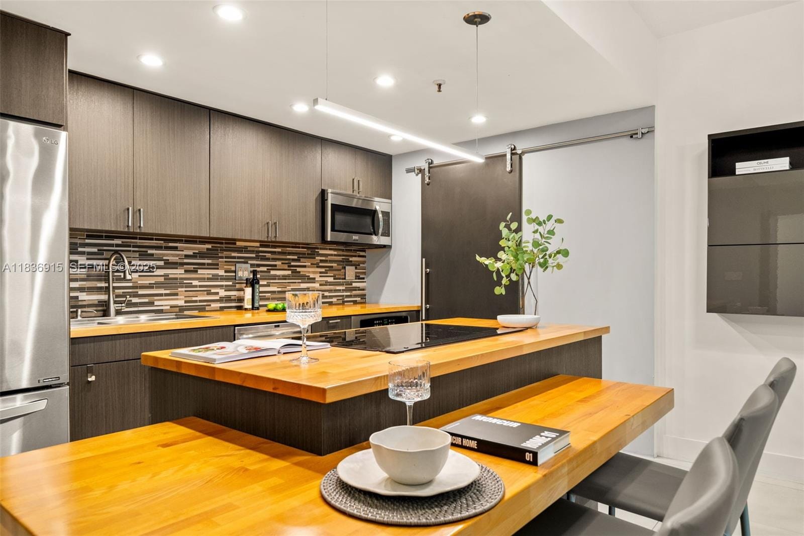 9755 NW 52nd Street 206, Doral, FL 33178 photo 8