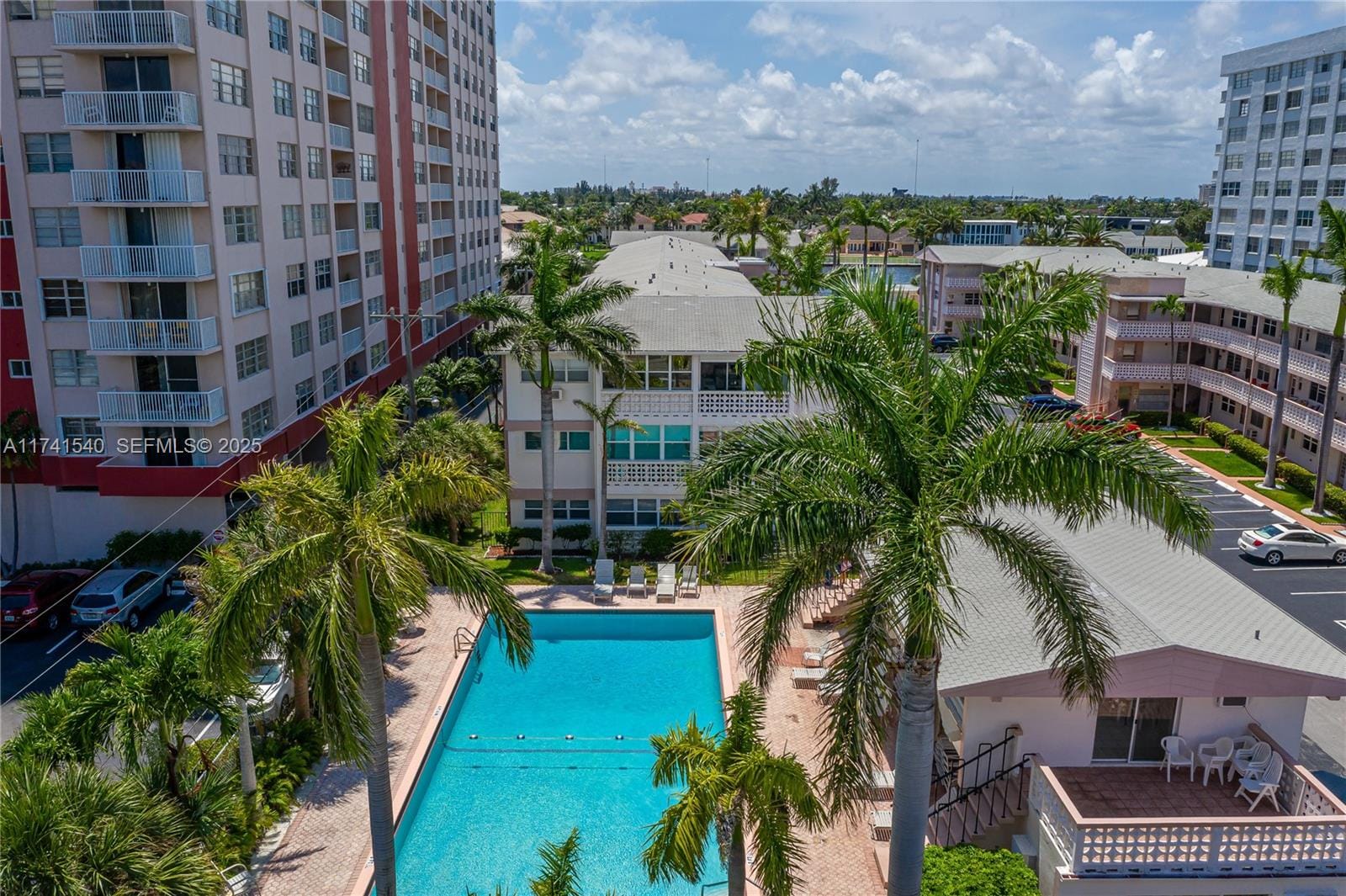 3131 S Ocean Drive 211 — photo 4