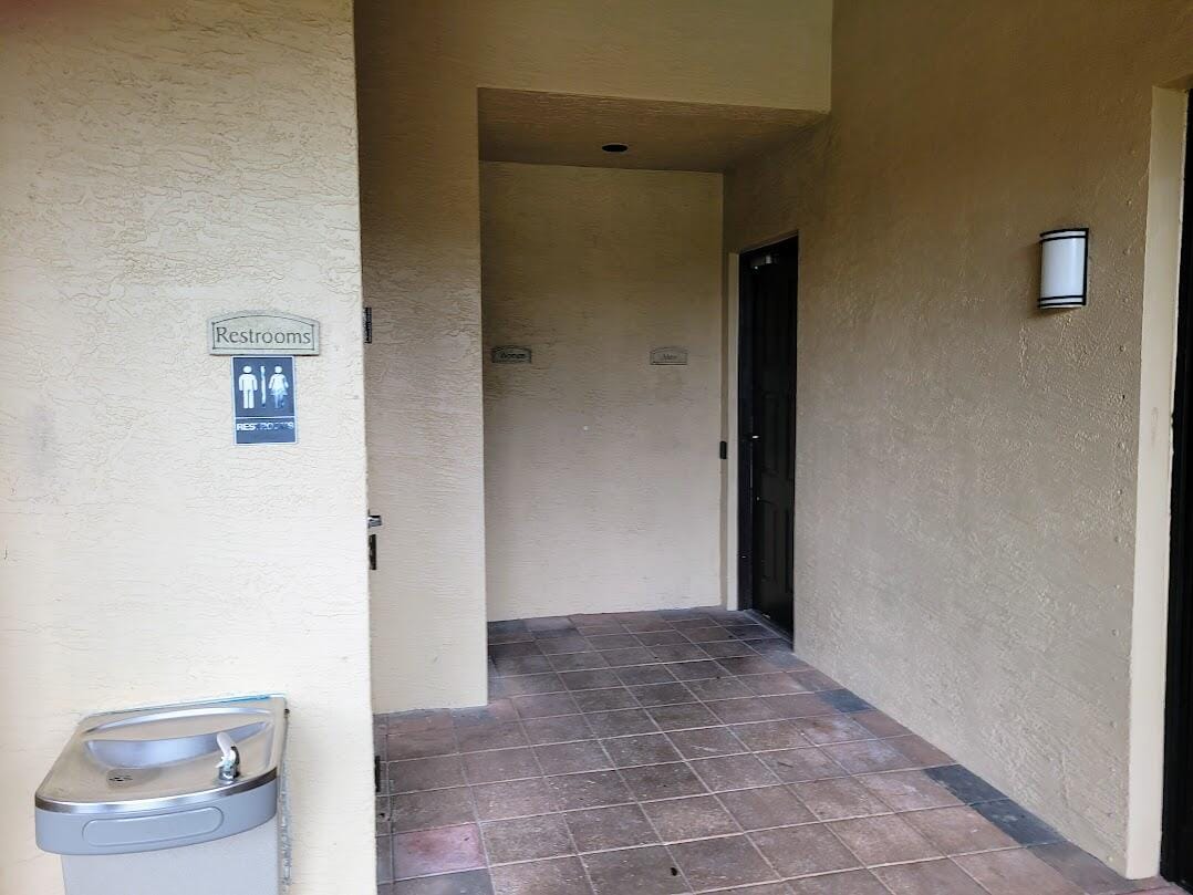 4187 N Haverhill Road 515, West Palm Beach, FL 33417 photo 13