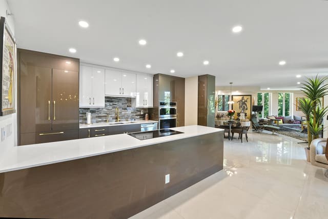 100 SE 5th Avenue 306, sold in Mizner Court Condo, Boca Raton, FL
