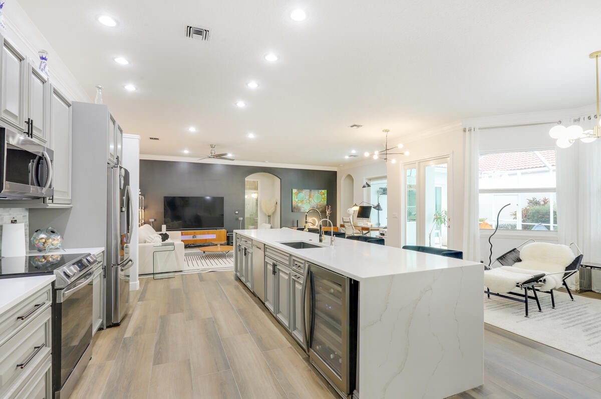 8231 Bob O Link Drive, West Palm Beach, FL 33412 photo 3