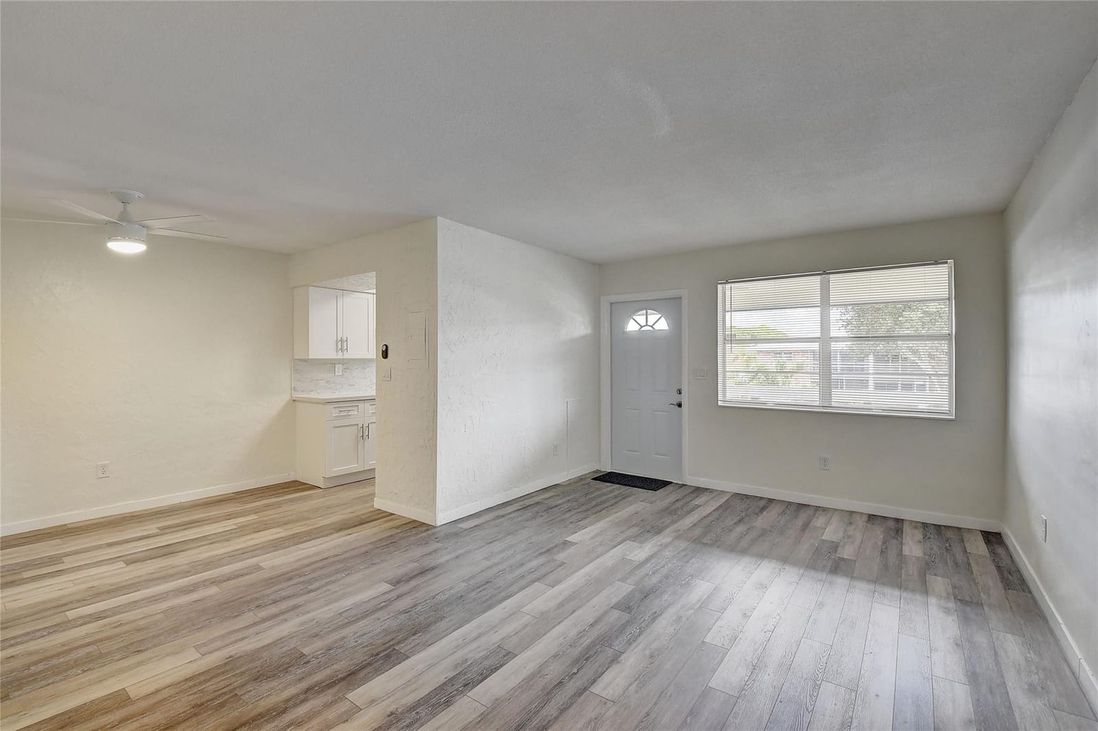 30 SE 13th Street B2 — photo 7