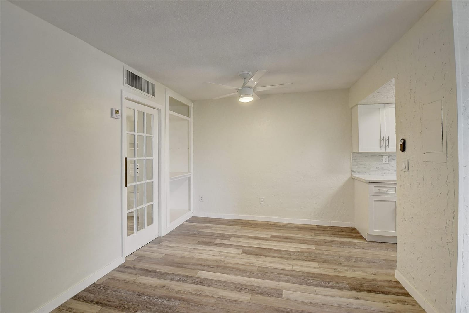 30 SE 13th Street B2 — photo 8