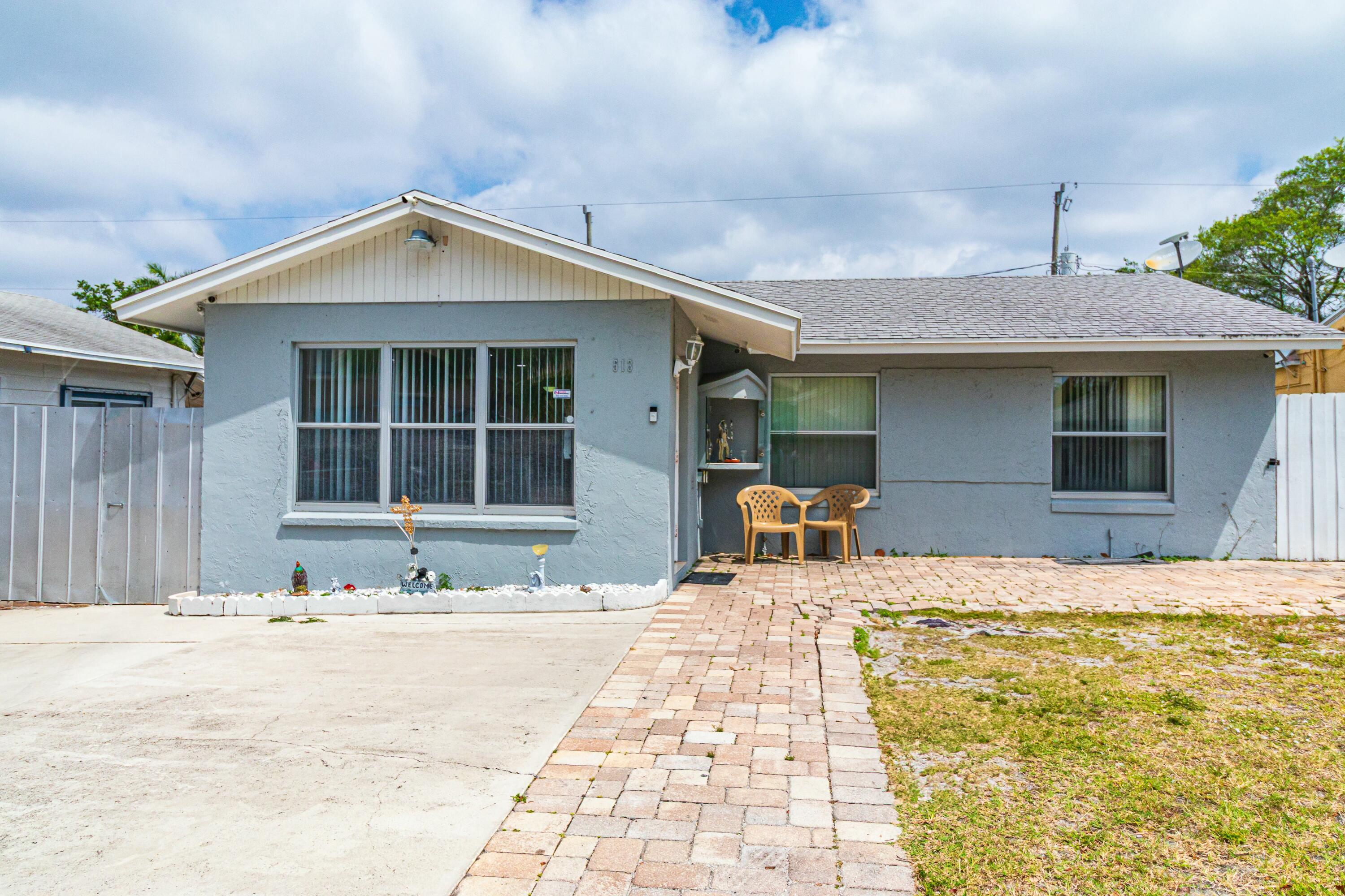 513 El Vedado, West Palm Beach, FL 33405, West Palm Beach