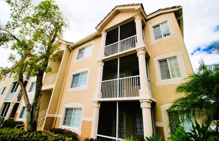 8935 Okeechobee Boulevard 204 — photo 3
