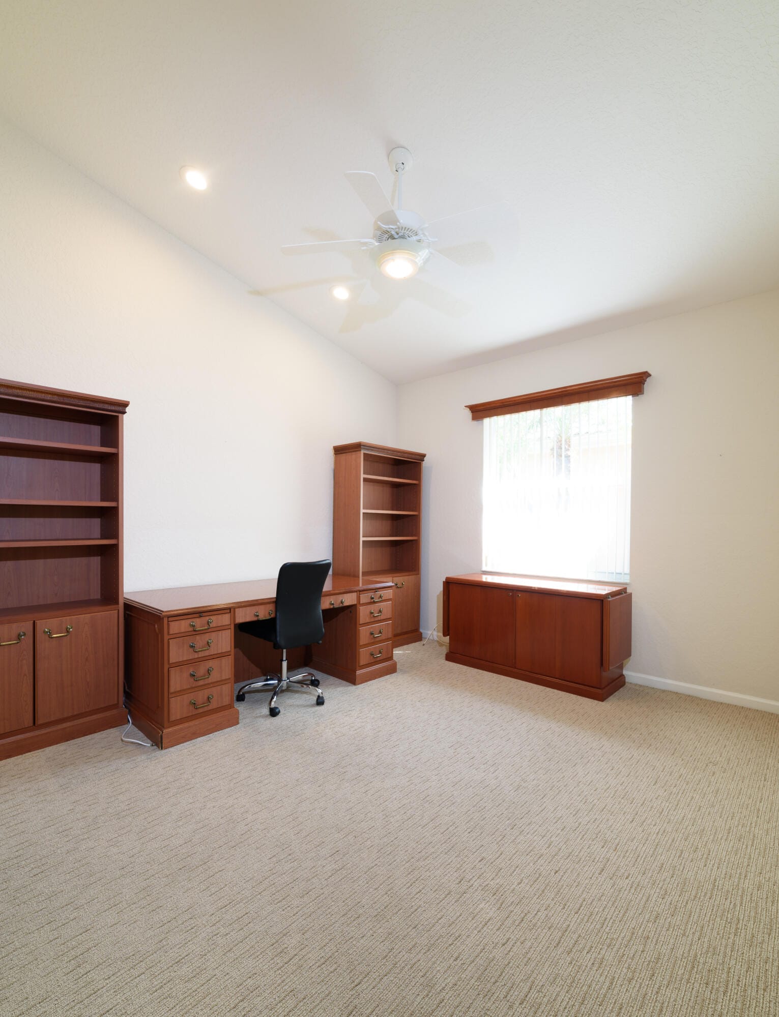 10102 Diamond Lake Road — photo 3