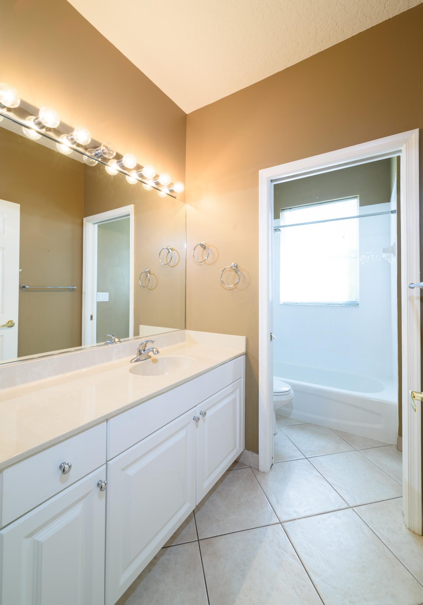 10102 Diamond Lake Road — photo 4