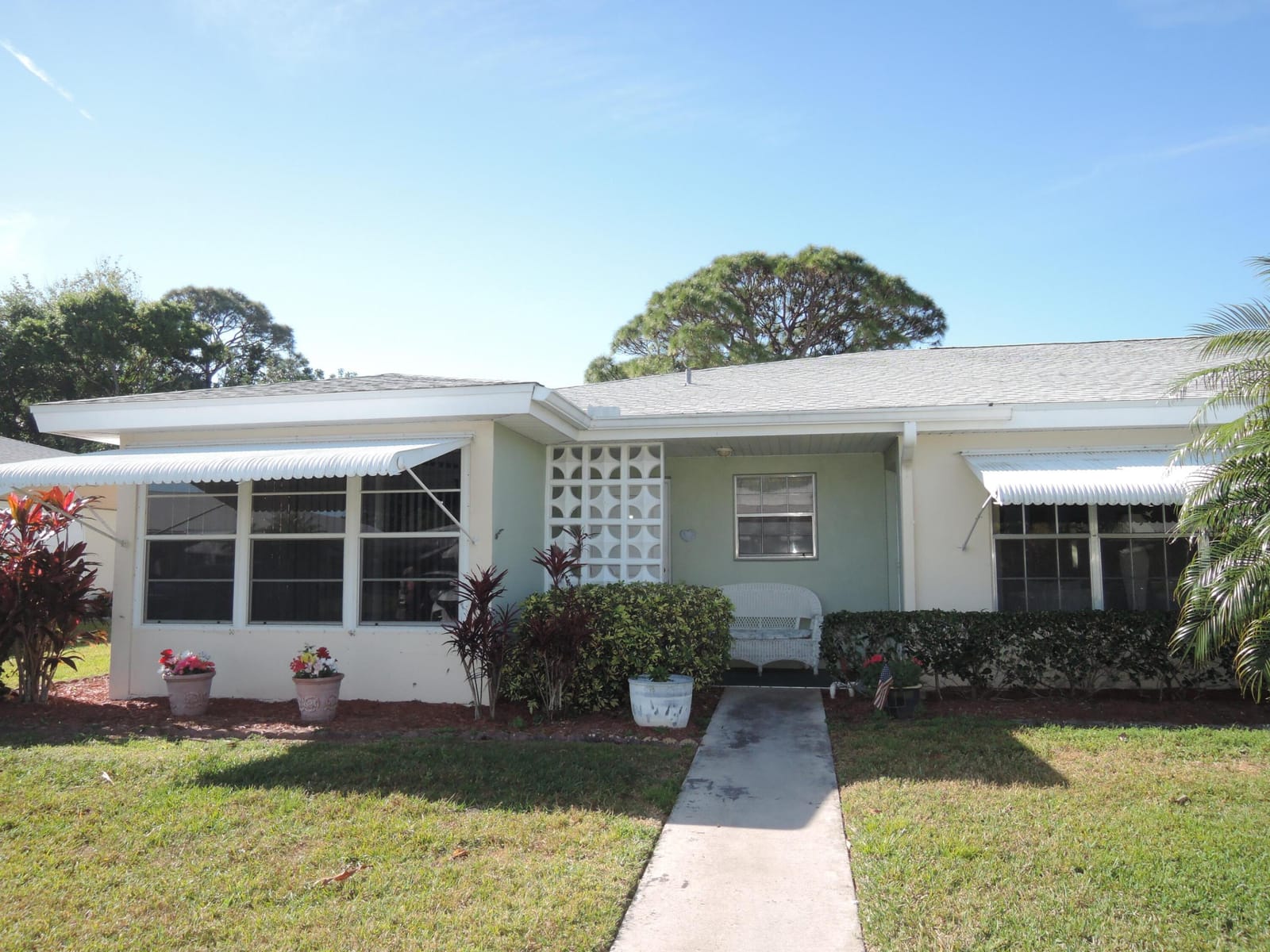 2 bedroom home for sale at 211 Manatee, Fort Pierce, FL 34982 — $128,000