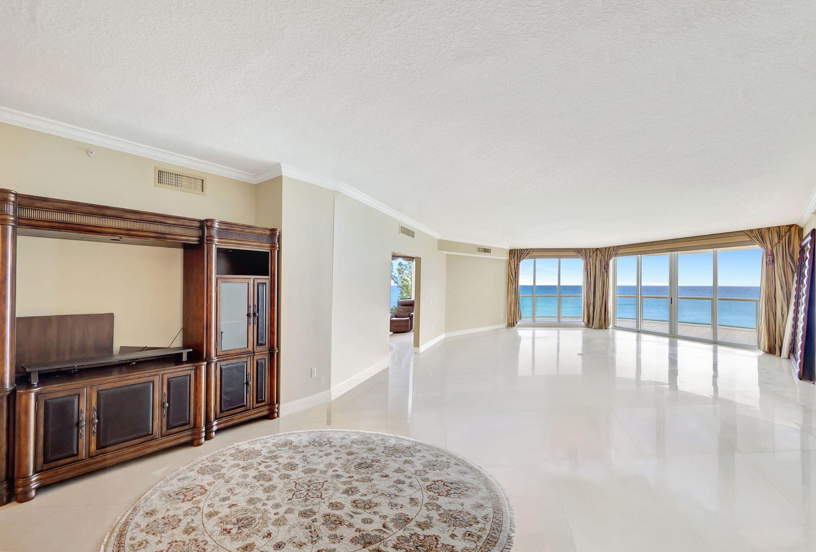 4600 N Ocean Drive 601 — photo 10