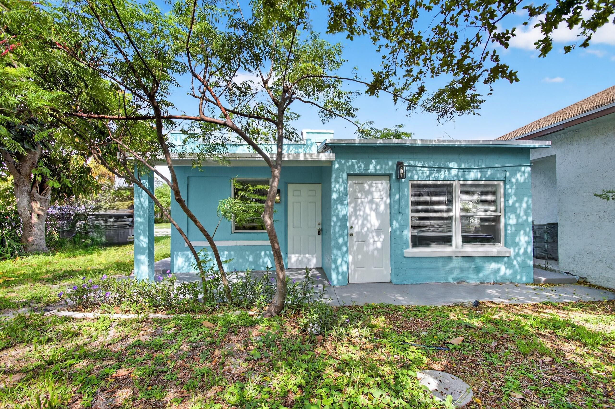323 S E Street, Lake Worth Beach, FL 33460, Lake Worth Beach