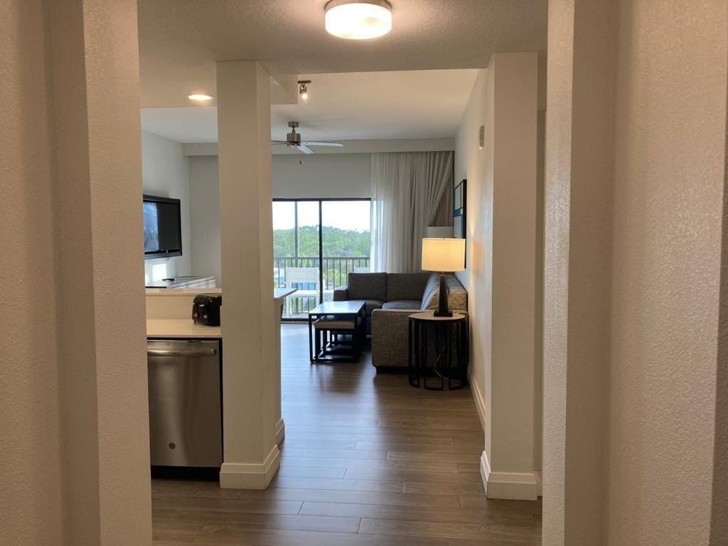 14501 Grove Resort Avenue — photo 3