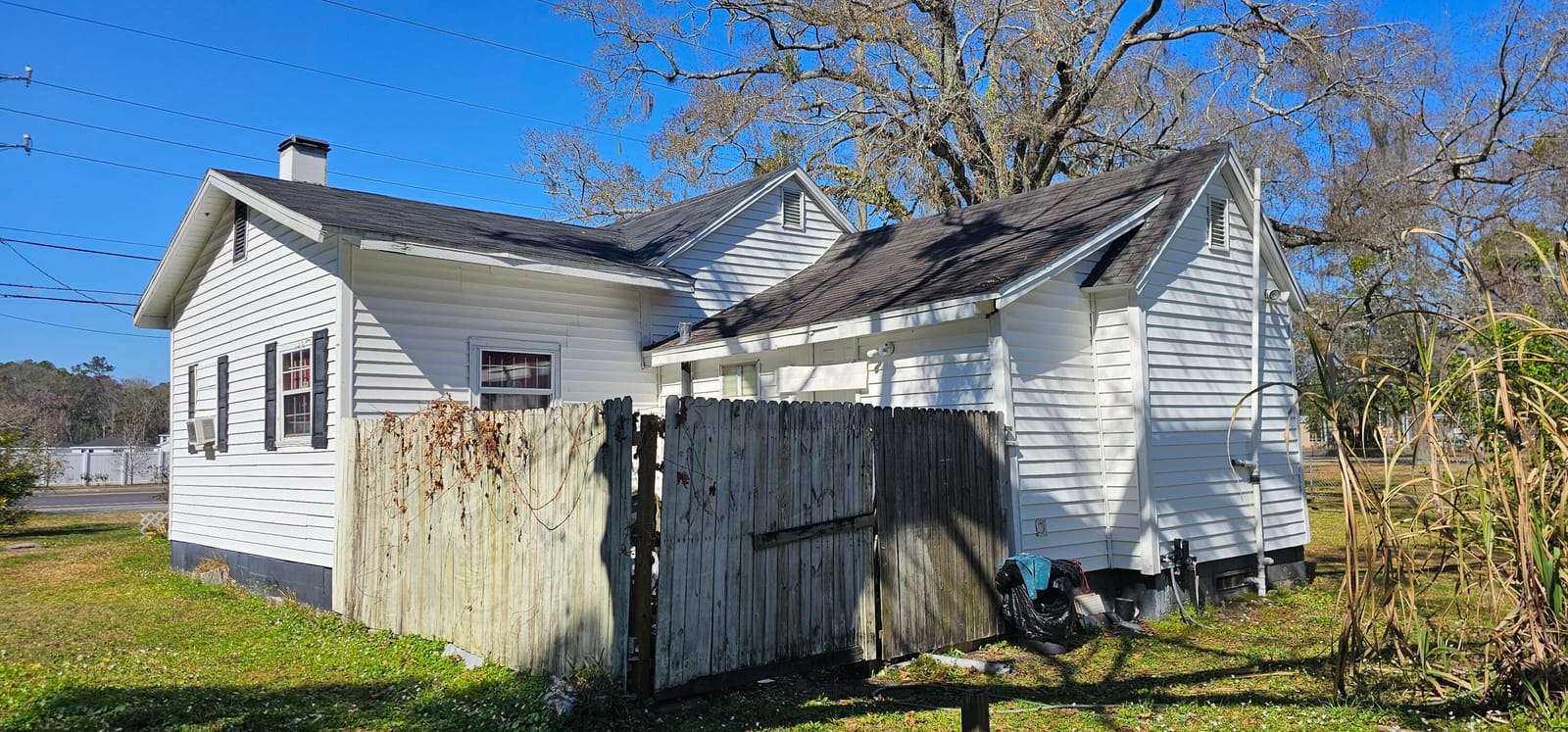 5676 Soutel Drive — photo 8