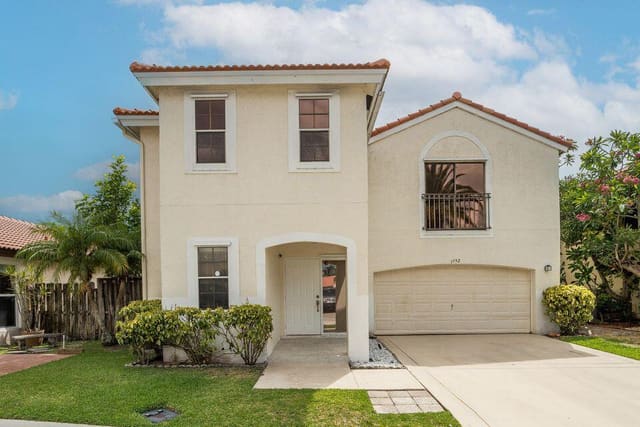 1752 Shoreside Circle, sold in Wellington Tr 42b, Wellington, FL