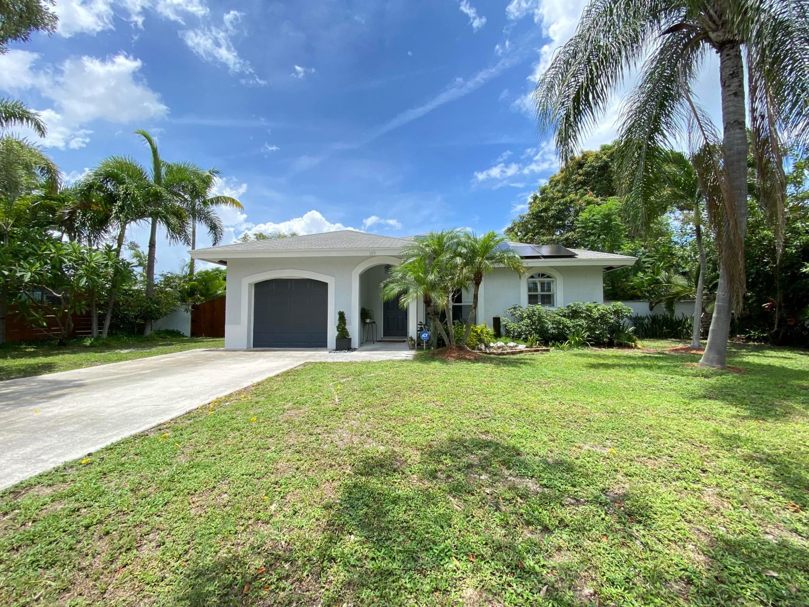 109 SE 31st Avenue, Boynton Beach, FL 33435 photo 1