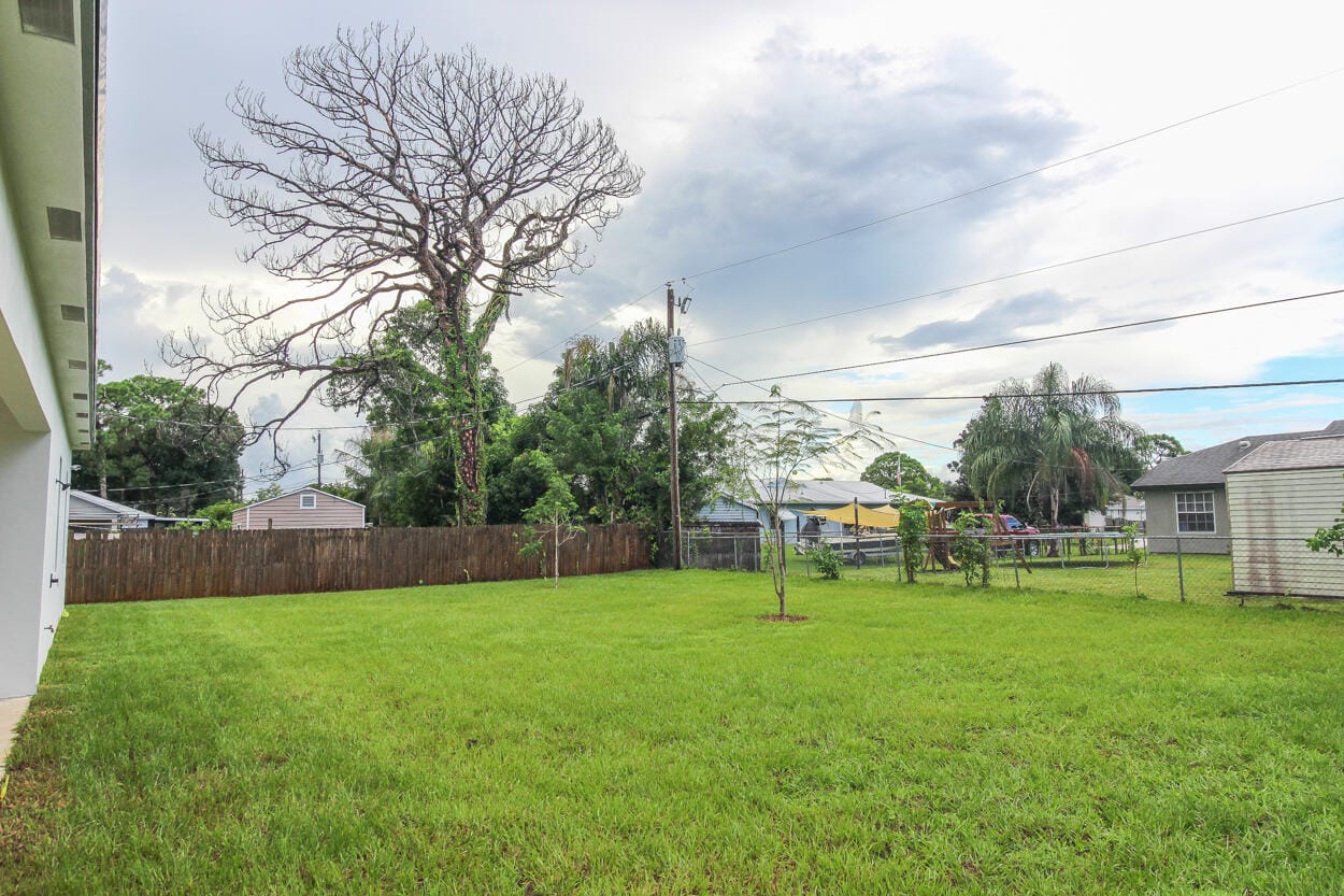 1143 SW Estaugh Avenue, Port St. Lucie, FL 34953 photo 14
