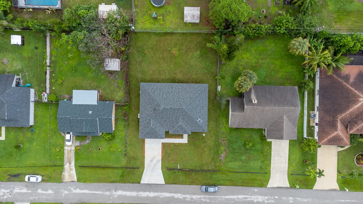 1143 SW Estaugh Avenue — photo 3