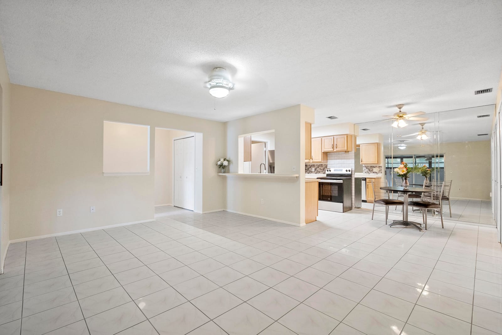4081 NW Cinnamon Tree Circle, Jensen Beach, FL 34957 photo 4