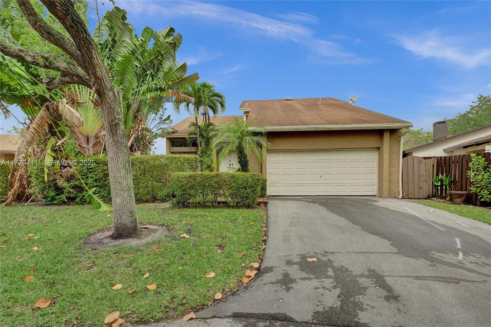 4 bedroom home for sale at 11724 134th, Miami, FL 33186 — $599,000