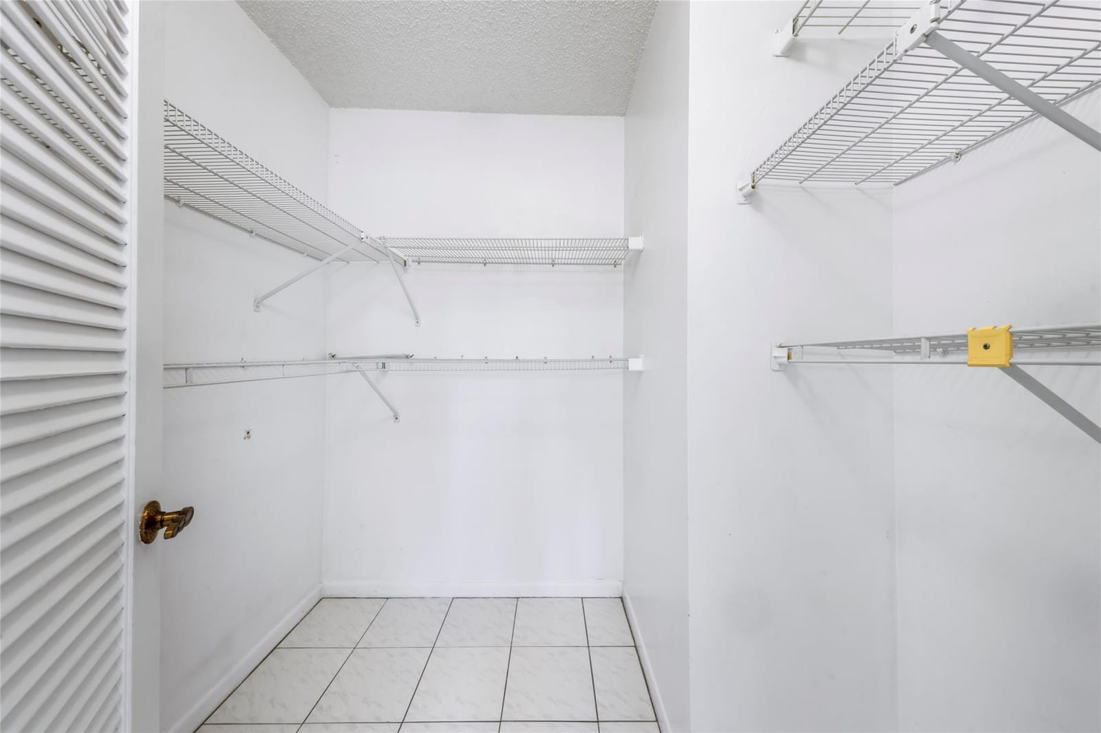 3150 W Rolling Hills Circle 210, Davie, FL 33328 photo 12