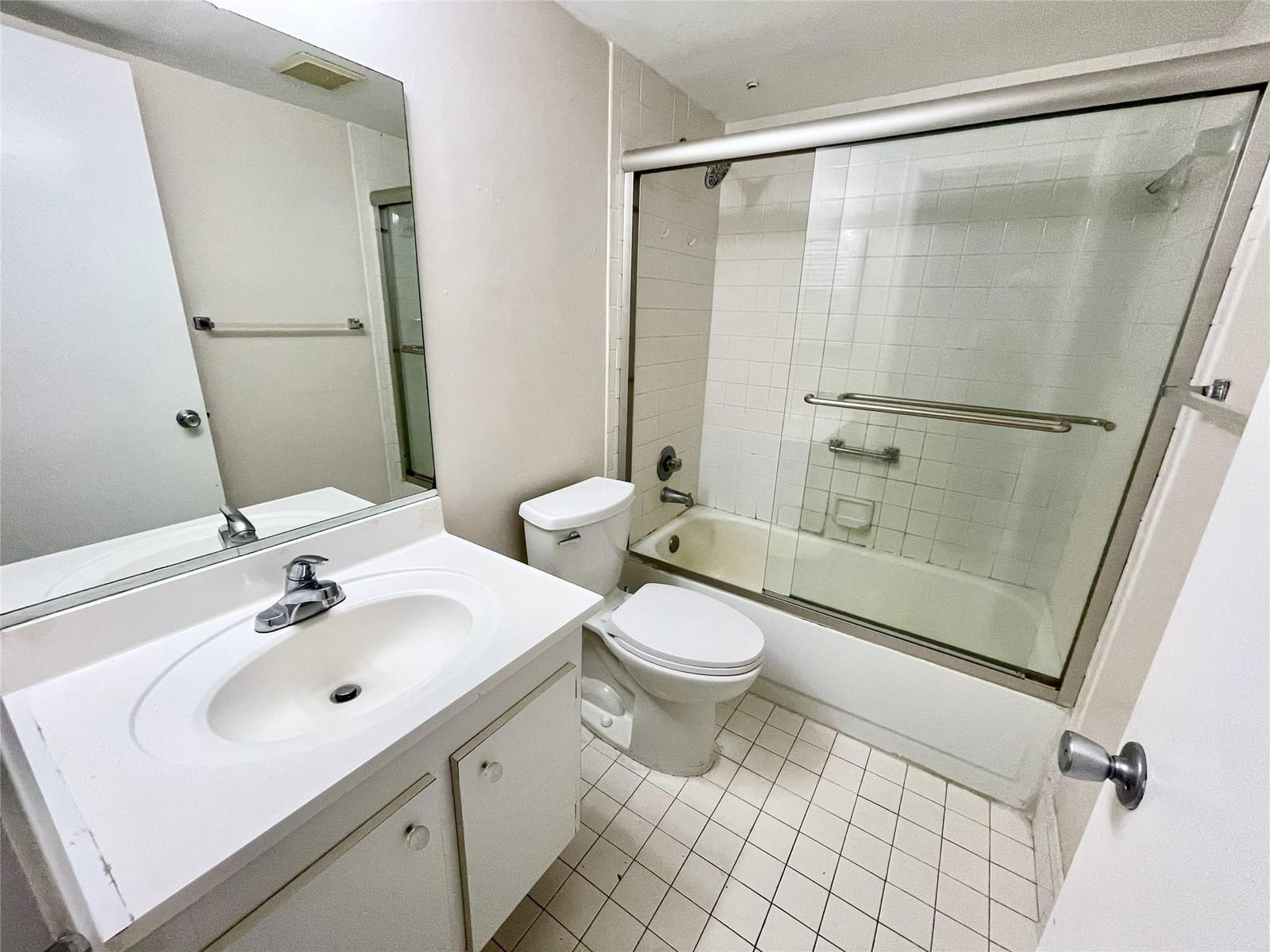 13155 SW 7th Court 305E, Pembroke Pines, FL 33027 photo 11