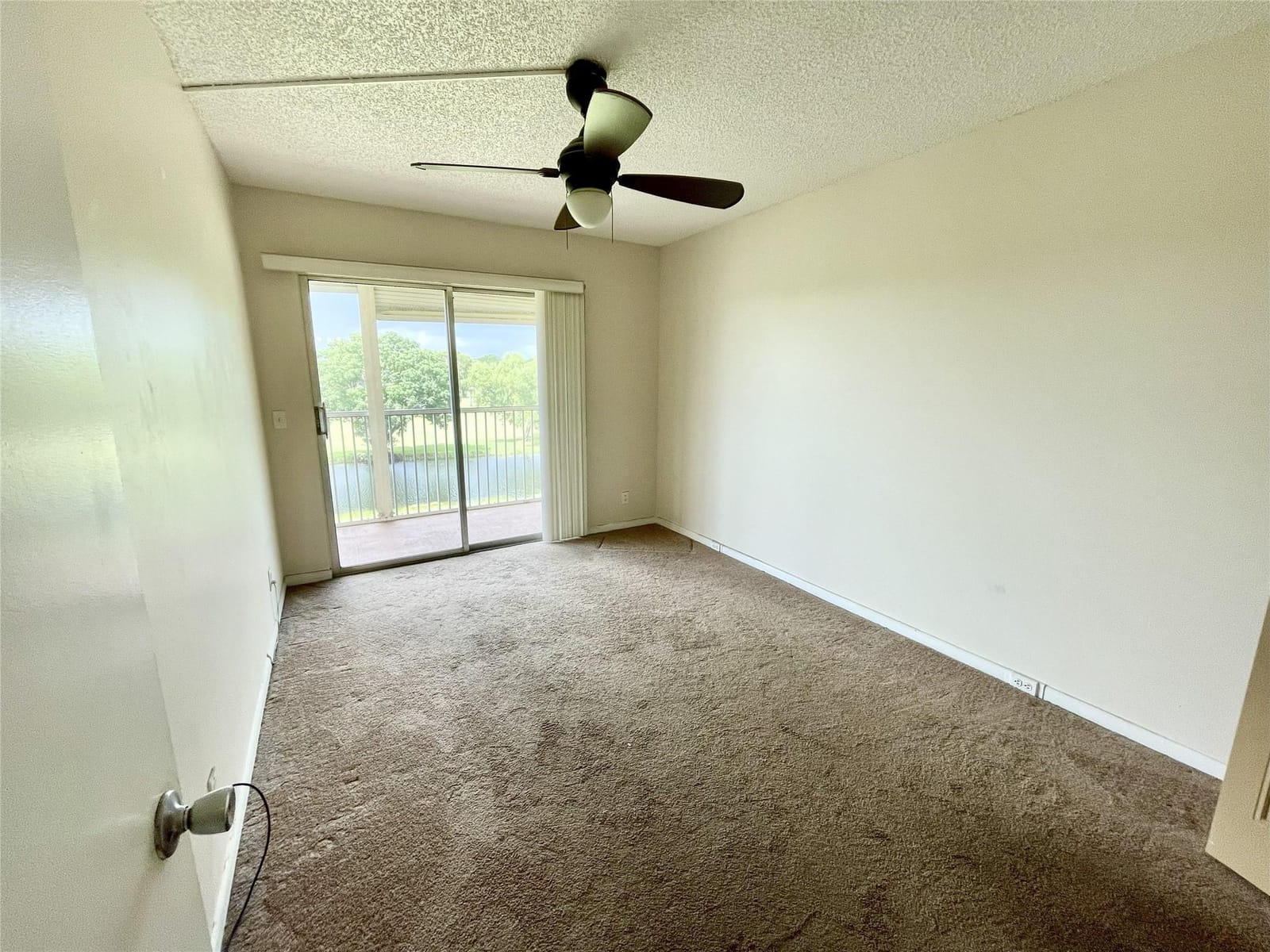13155 SW 7th Court 305E, Pembroke Pines, FL 33027 photo 12
