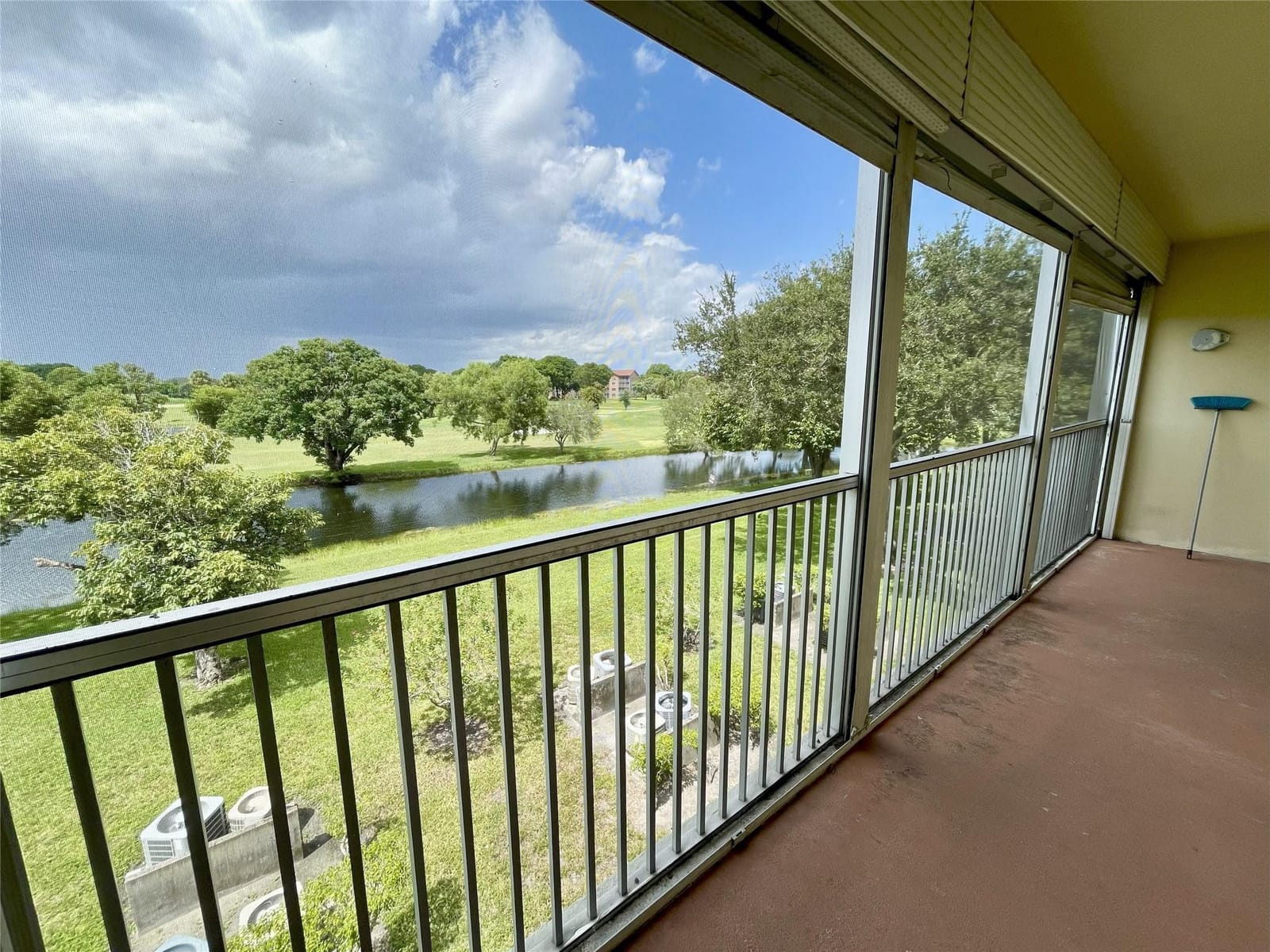 13155 SW 7th Court 305E, Pembroke Pines, FL 33027 photo 18