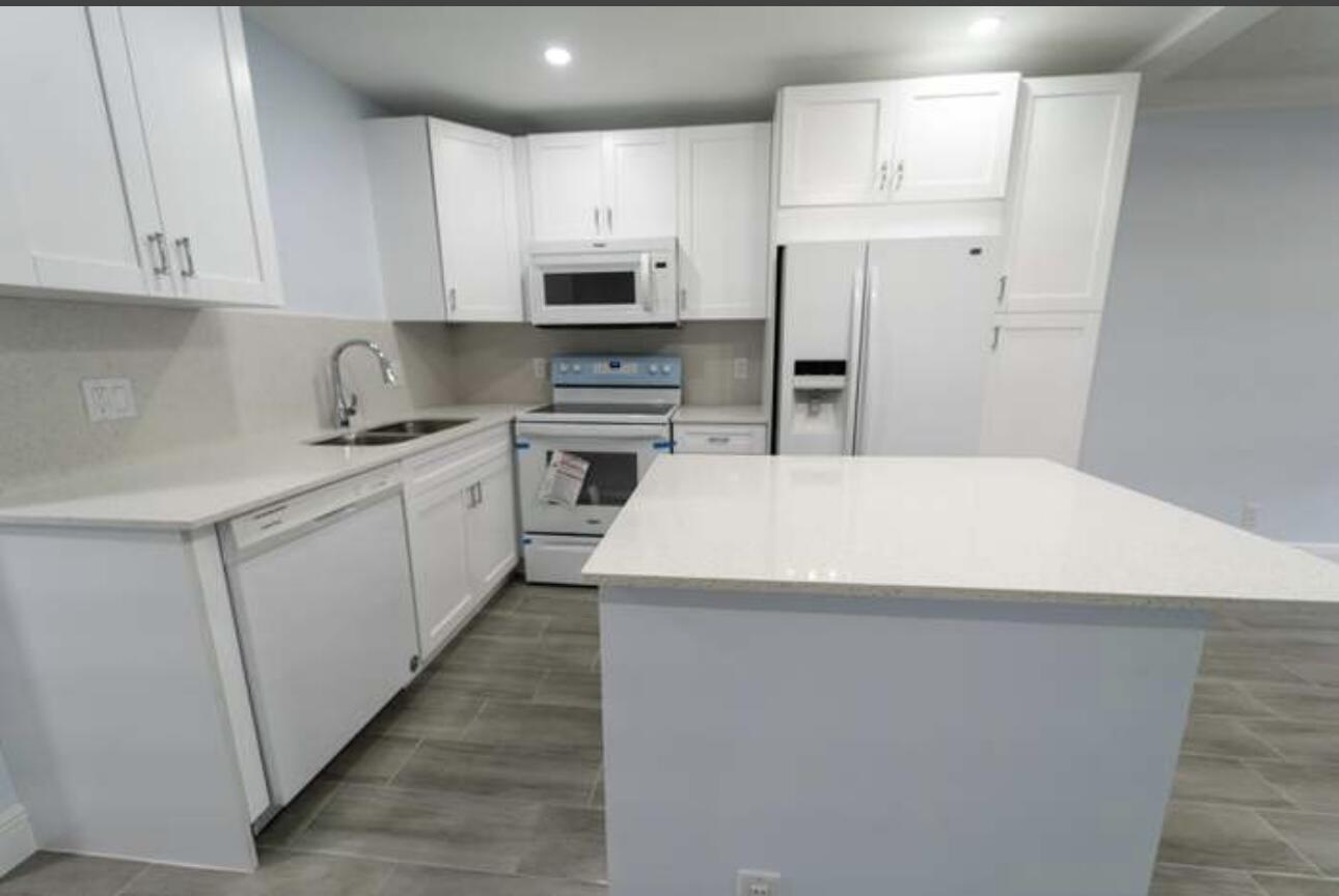 309 Windsor N, West Palm Beach, FL 33417, West Palm Beach