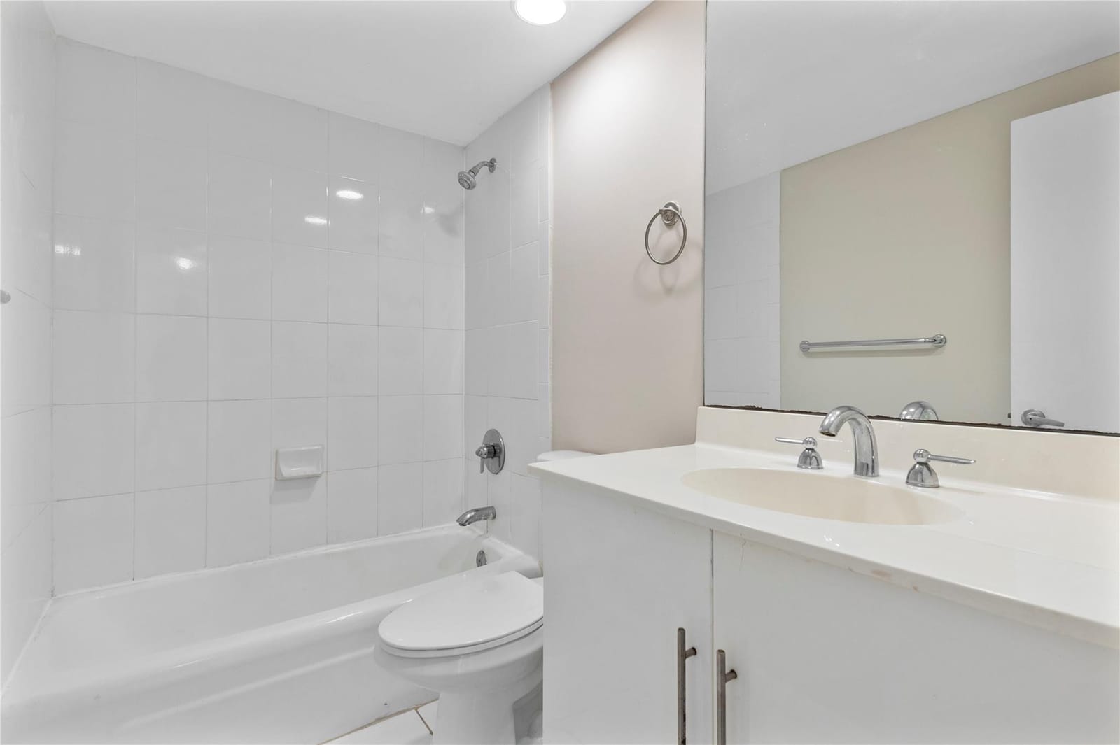 3001 S Ocean Drive 333, Hollywood, FL 33019 photo 17