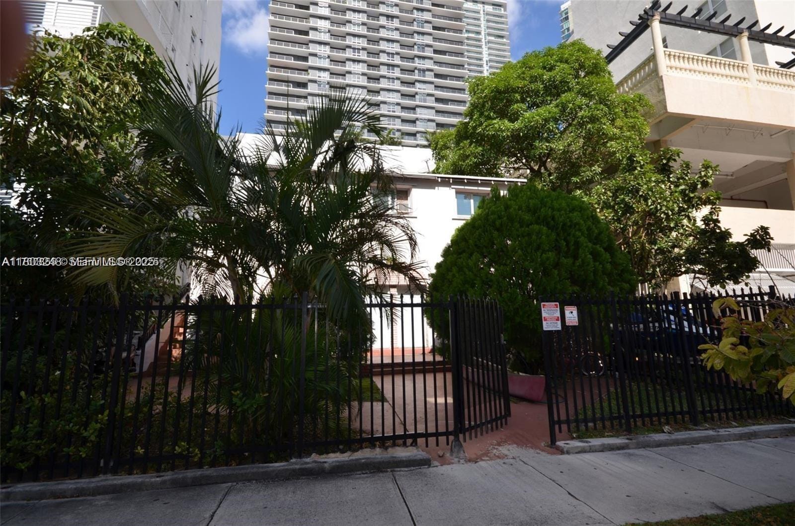437 NE 30th Street, Miami, FL 33137 photo 6