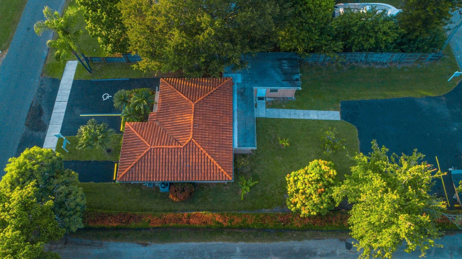 18 NE 2nd Avenue, Dania Beach, FL 33004 photo 28