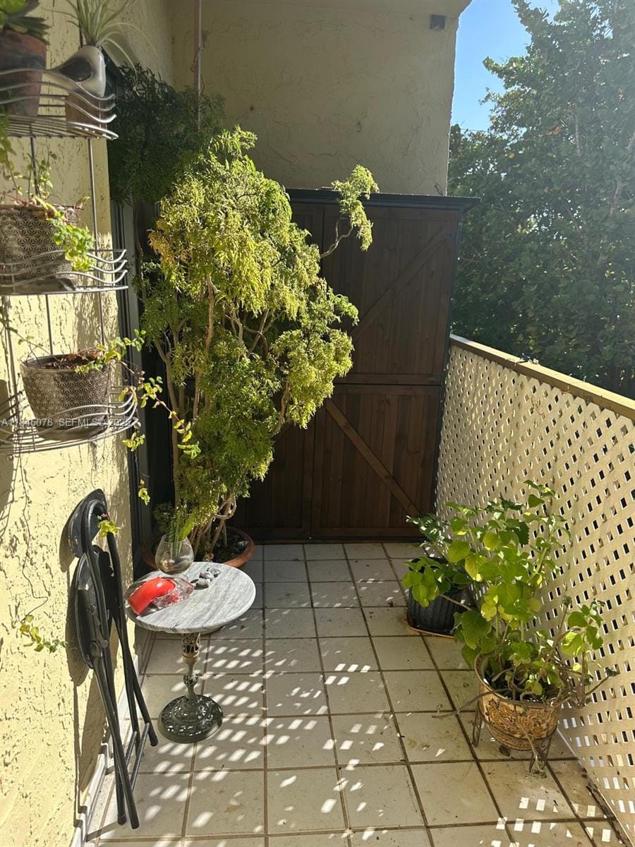 309 S Royal Poinciana Boulevard 302, Miami Springs, FL 33166 photo 10