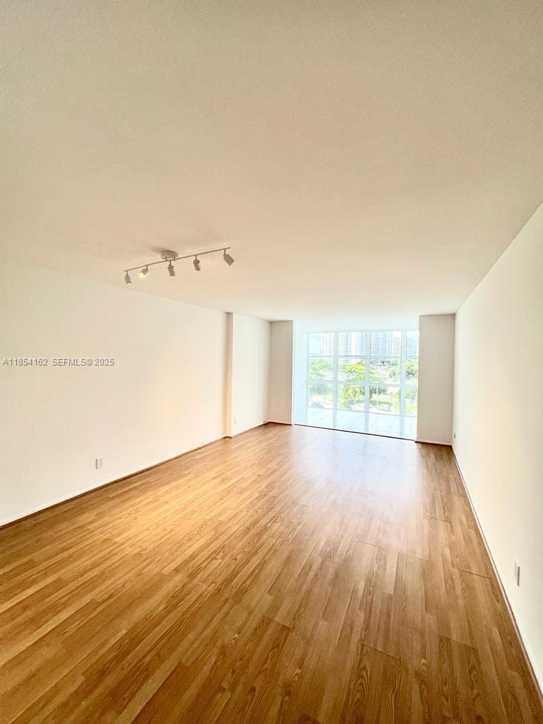 800 Parkview Drive 605, Hallandale Beach, FL 33009