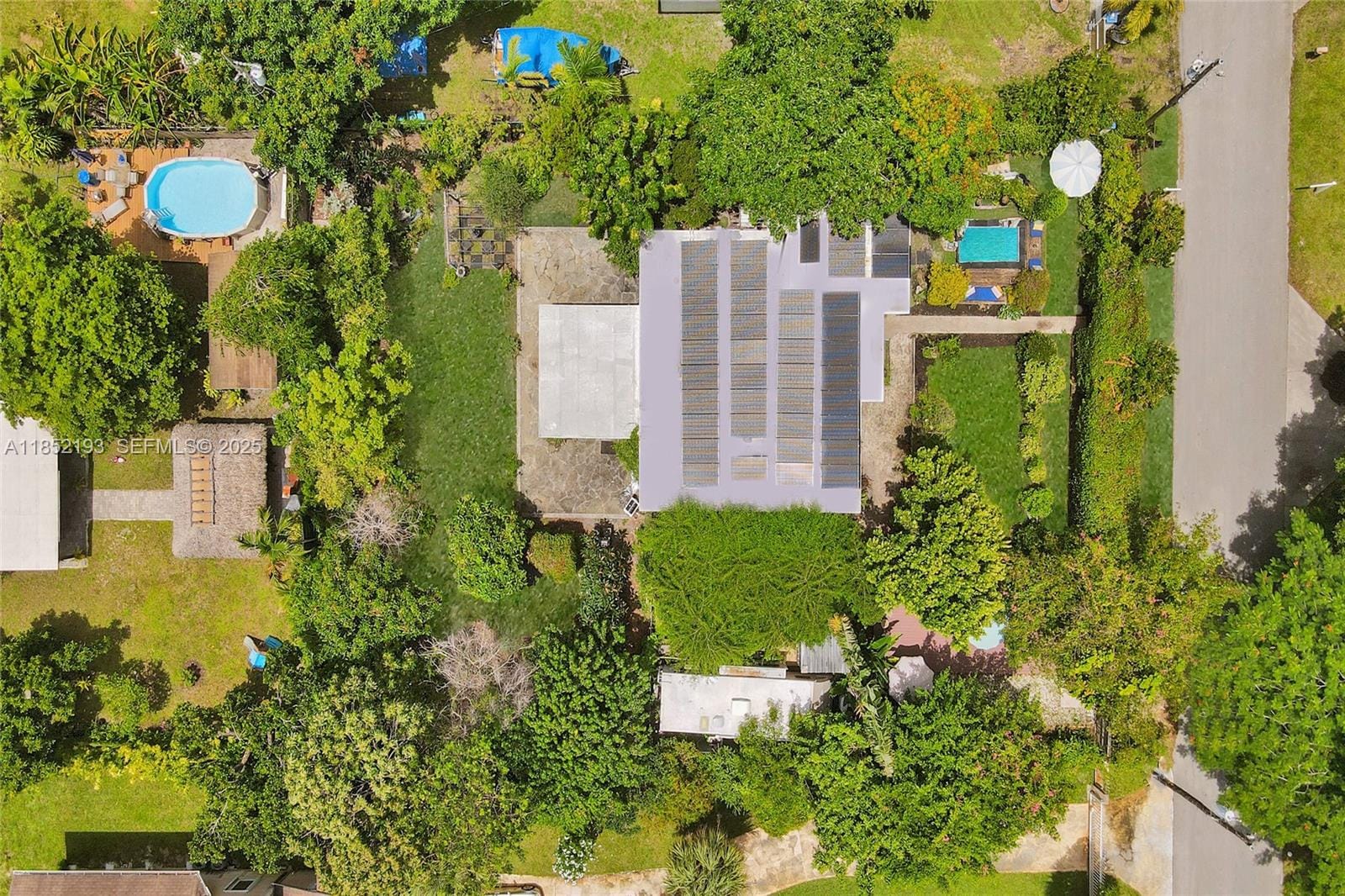 70 NE 152nd Street, Miami, FL 33162