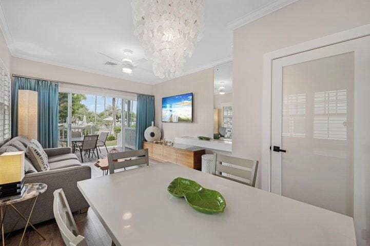5092 Sunset Village Drive — photo 2