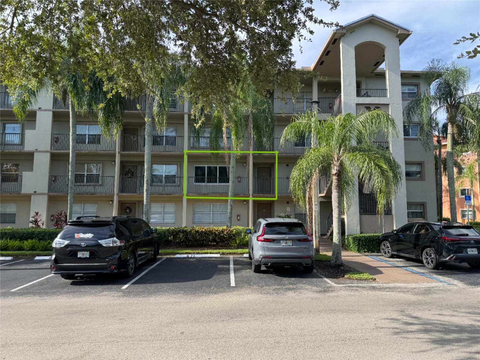 13800 SW 5th Court 211, Pembroke Pines, FL 33027