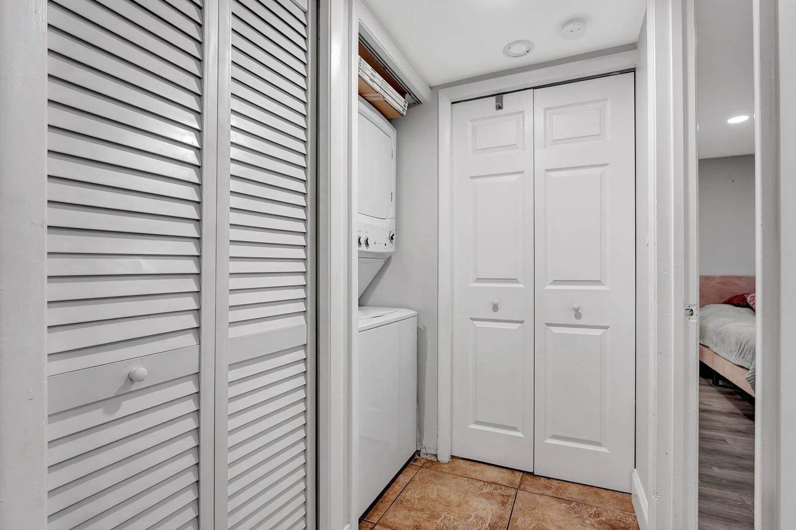 159 Lakeview Drive 101, Weston, FL 33326 photo 16