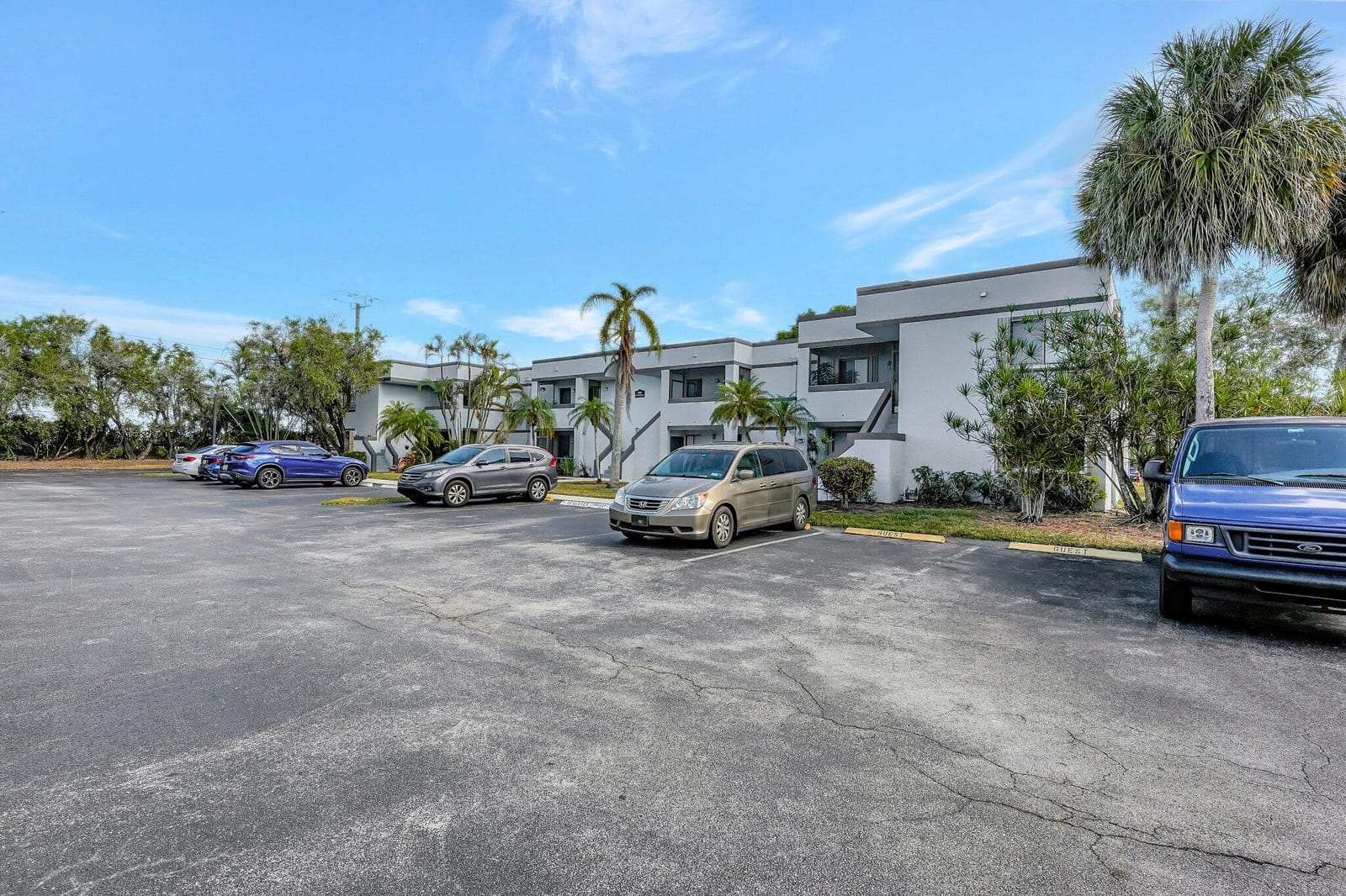 159 Lakeview Drive 101 — photo 4