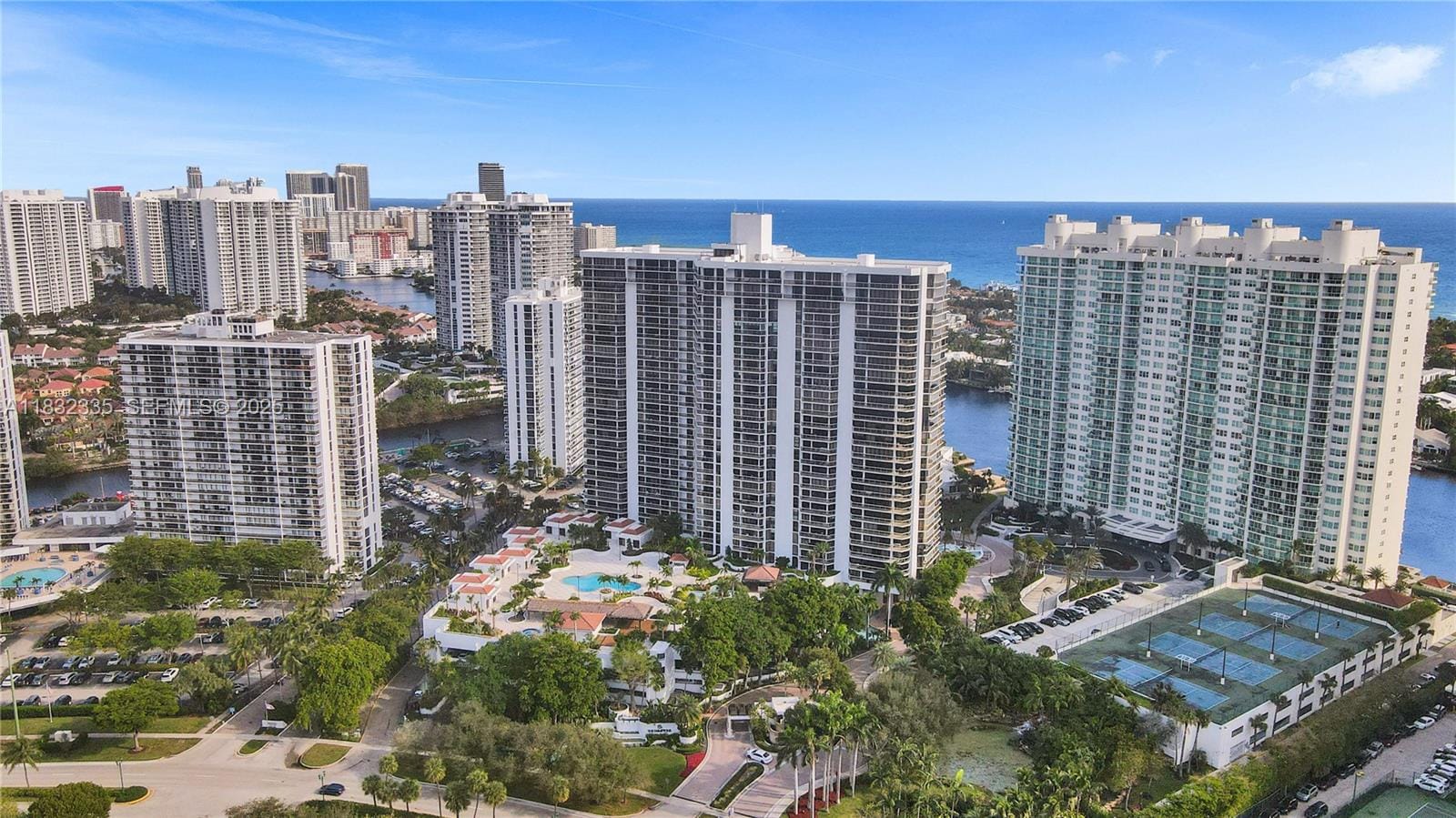 20201 E Country Club Drive 2203, Aventura, FL 33180 photo 27