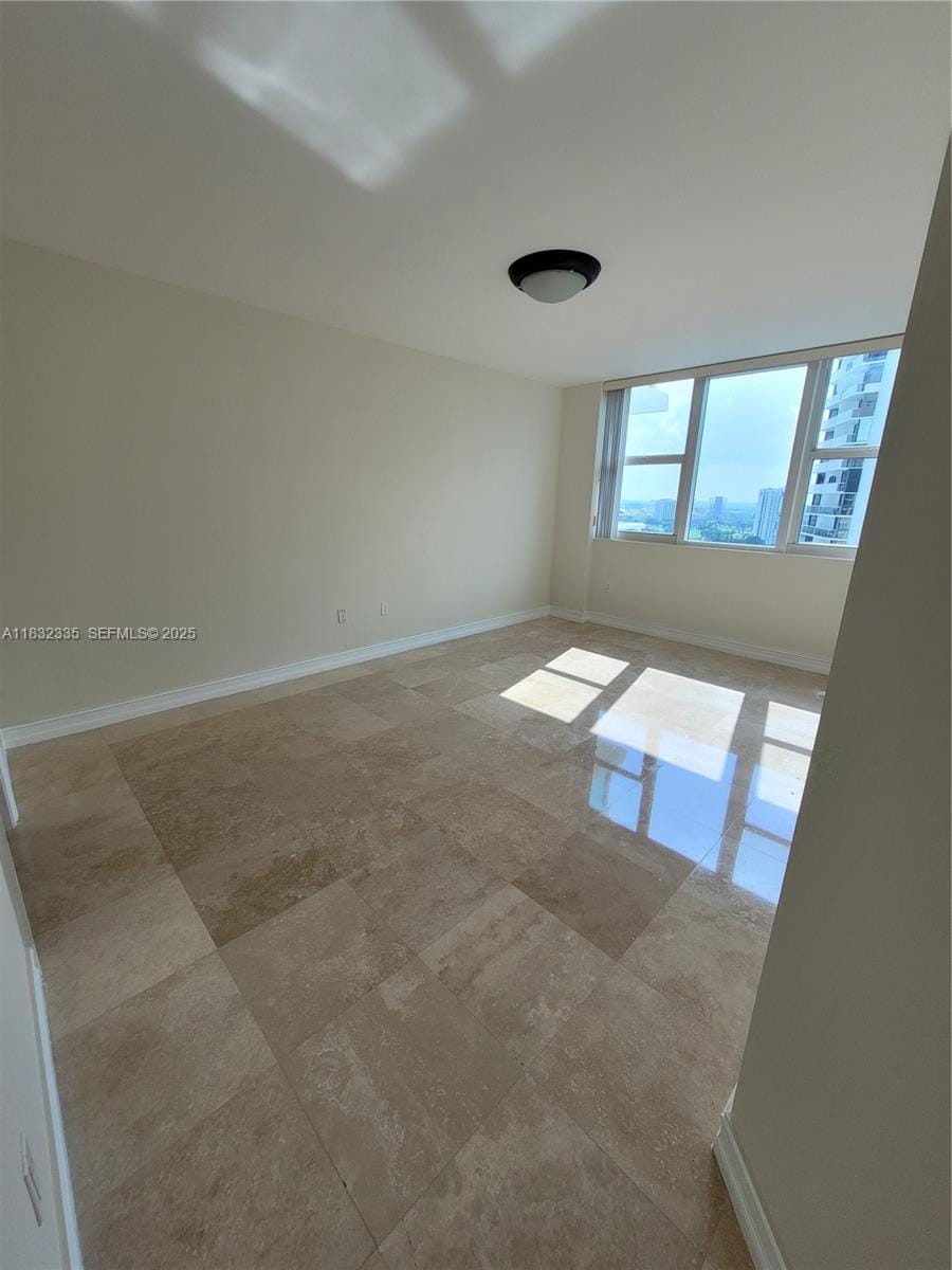 20201 E Country Club Drive 2203, Aventura, FL 33180 photo 5