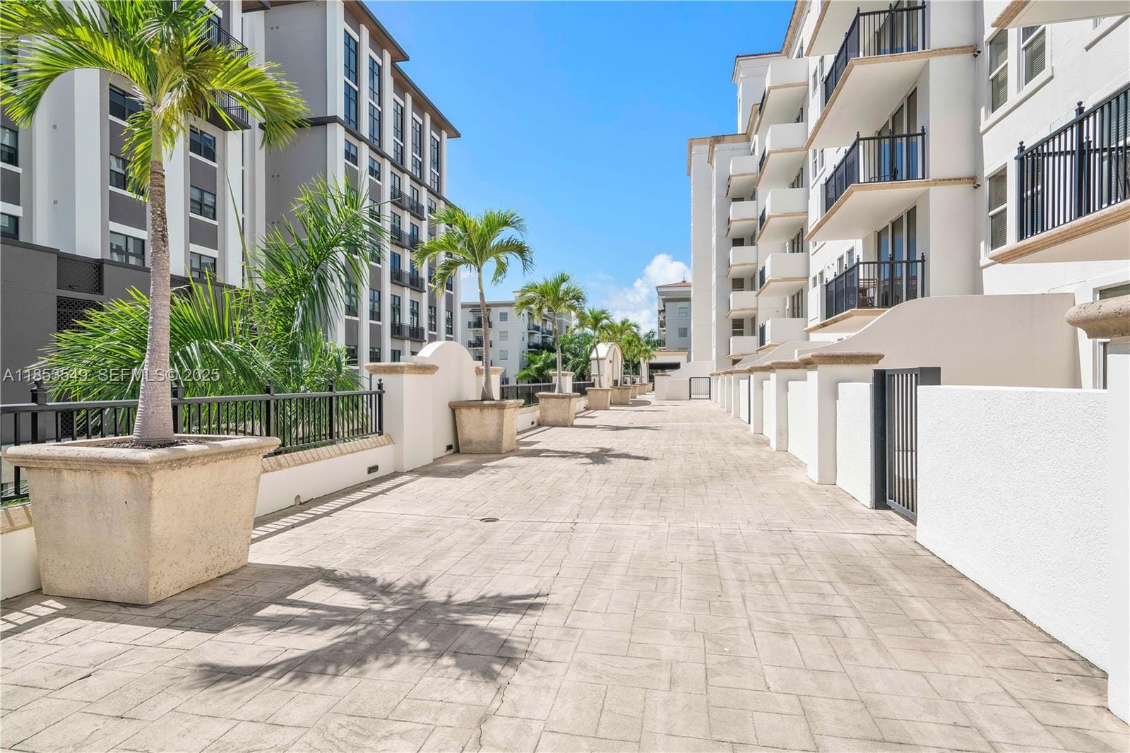4100 Salzedo Street 409, Coral Gables, FL 33146 photo 28