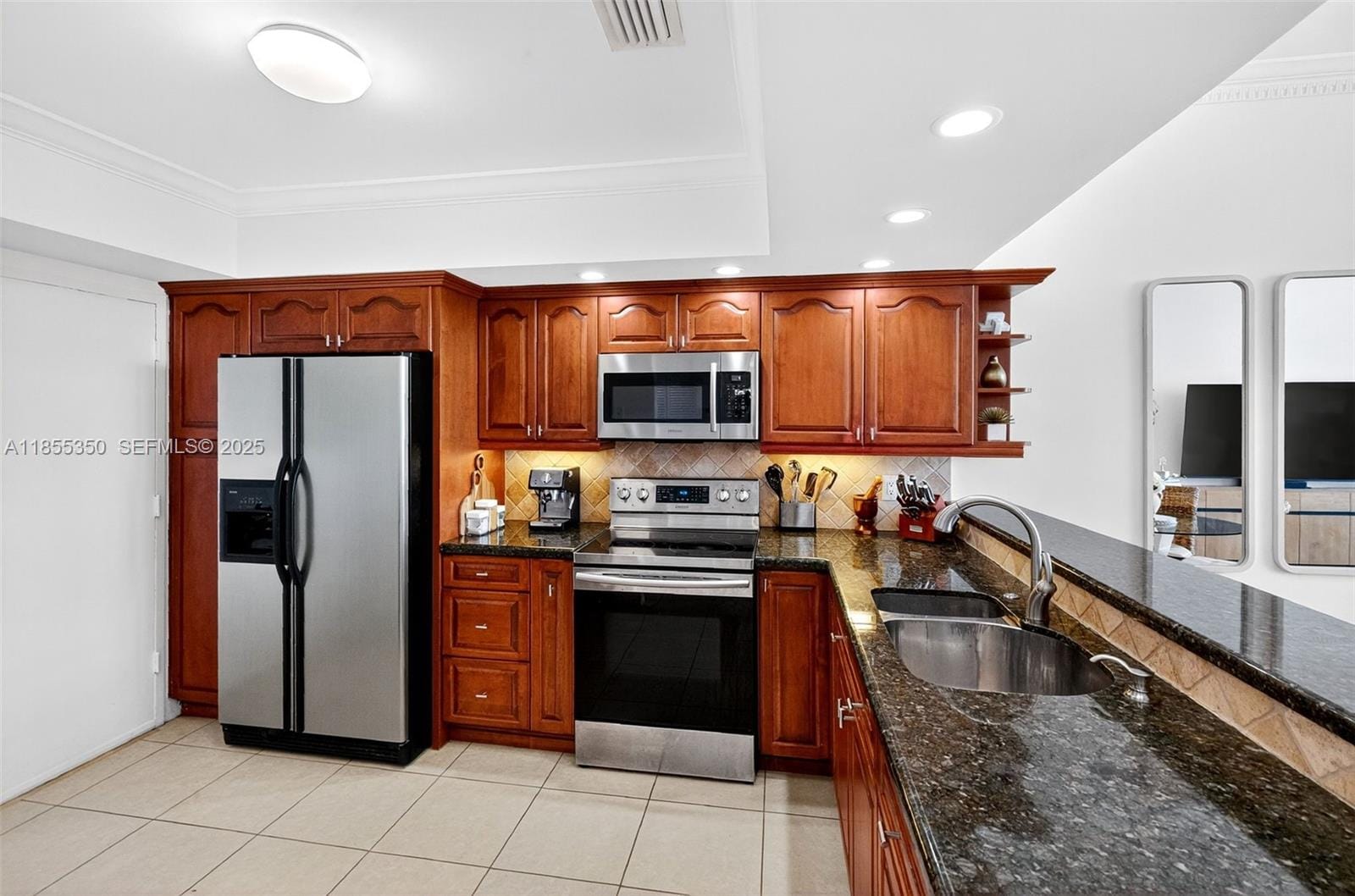 1351 NE Miami Gardens Drive 1712E, Miami, FL 33179 photo 12