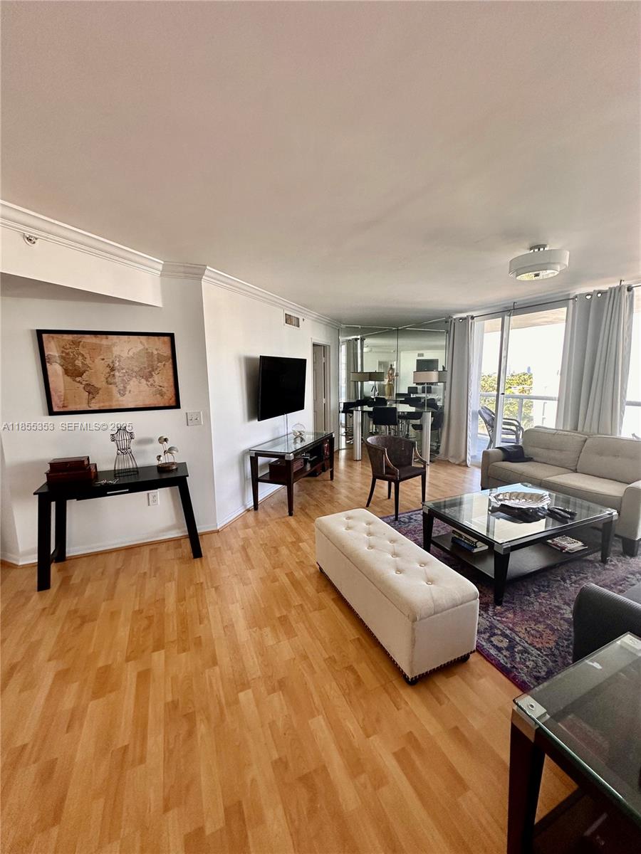 6301 Collins Avenue 806, Miami Beach, FL 33141, Miami Beach