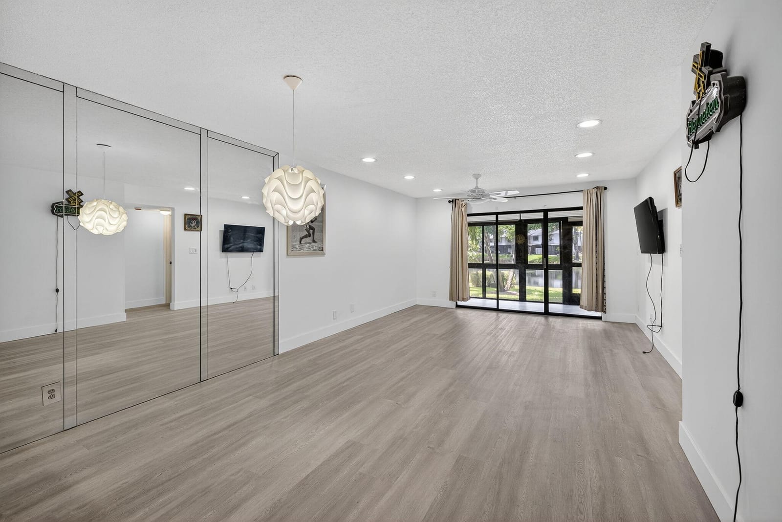 3007 Carambola Circle S 2304 — photo 10