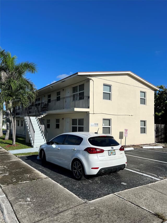 1201 N "e" Street 2, Lake Worth Beach, FL 33460