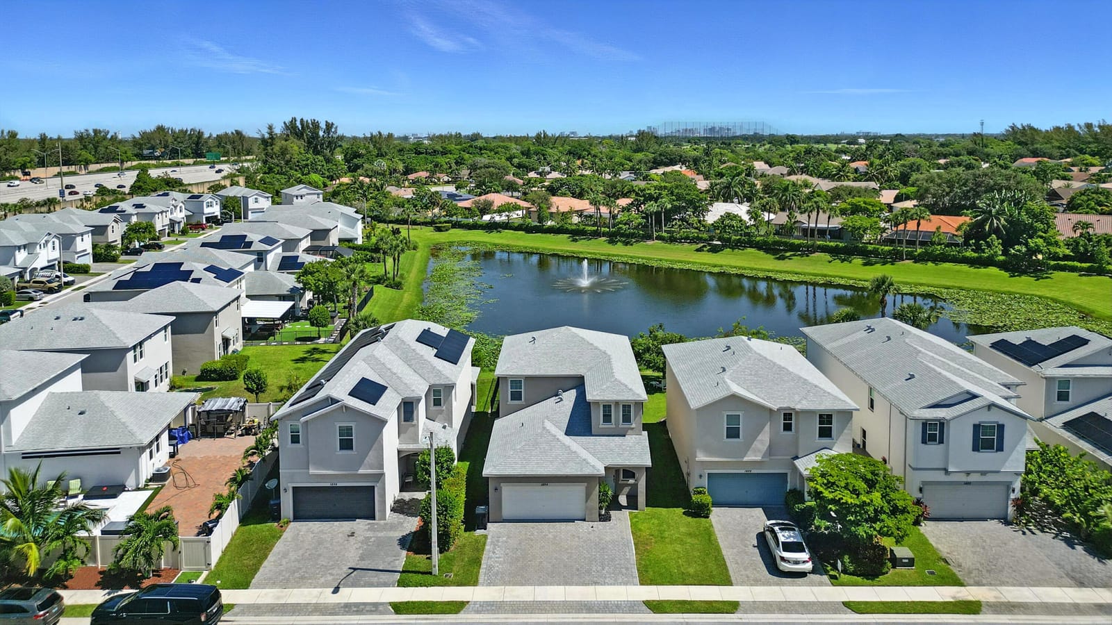 1824 Lake Cove Drive, Lake Worth Beach, FL 33460