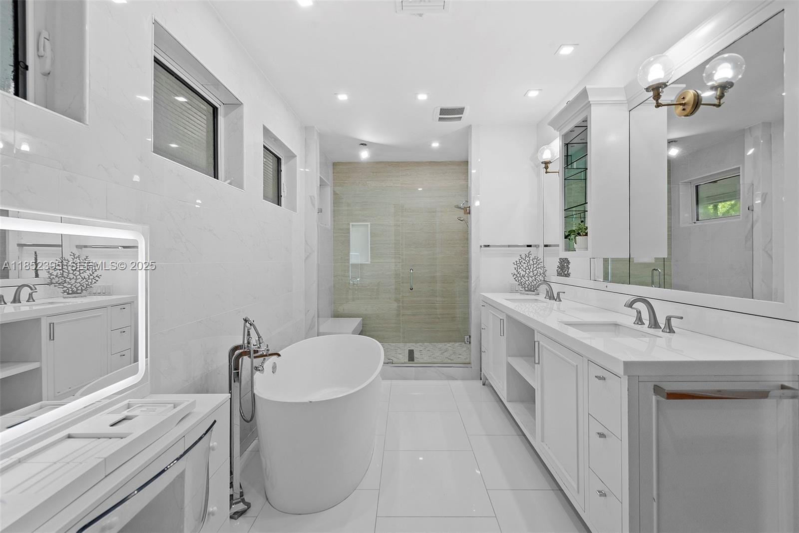 194 Golden Beach Drive, Golden Beach, FL 33160 photo 24