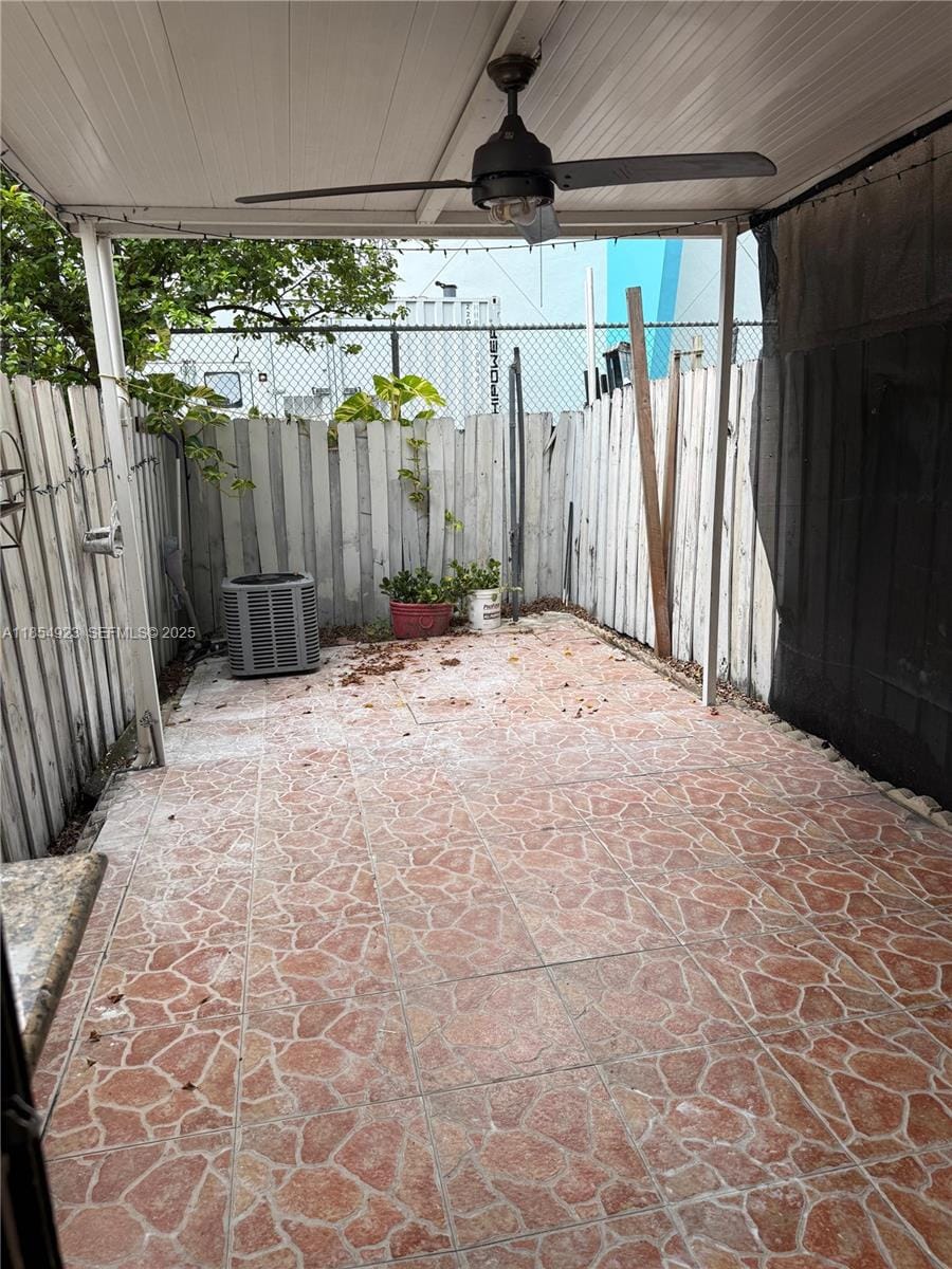 2310 W 60th Street 9-G, Hialeah, FL 33016 photo 13